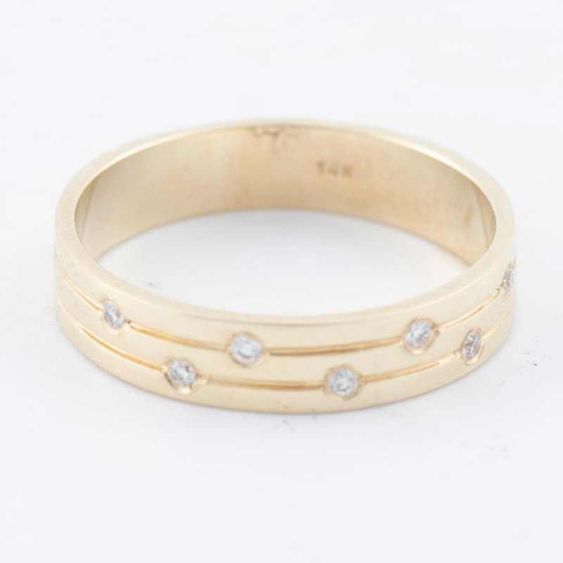 14kt Yellow Gold and Diamond Simple Band
